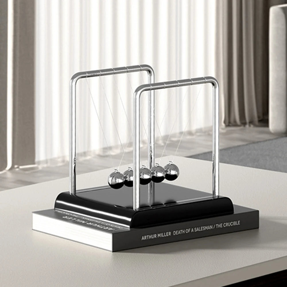 1PC Swinging Magnetic Ball Perpetual Motion Desk Toy Physics Science Desk Fun Toy Swinging Kinetic Balls for Office Decor Gift