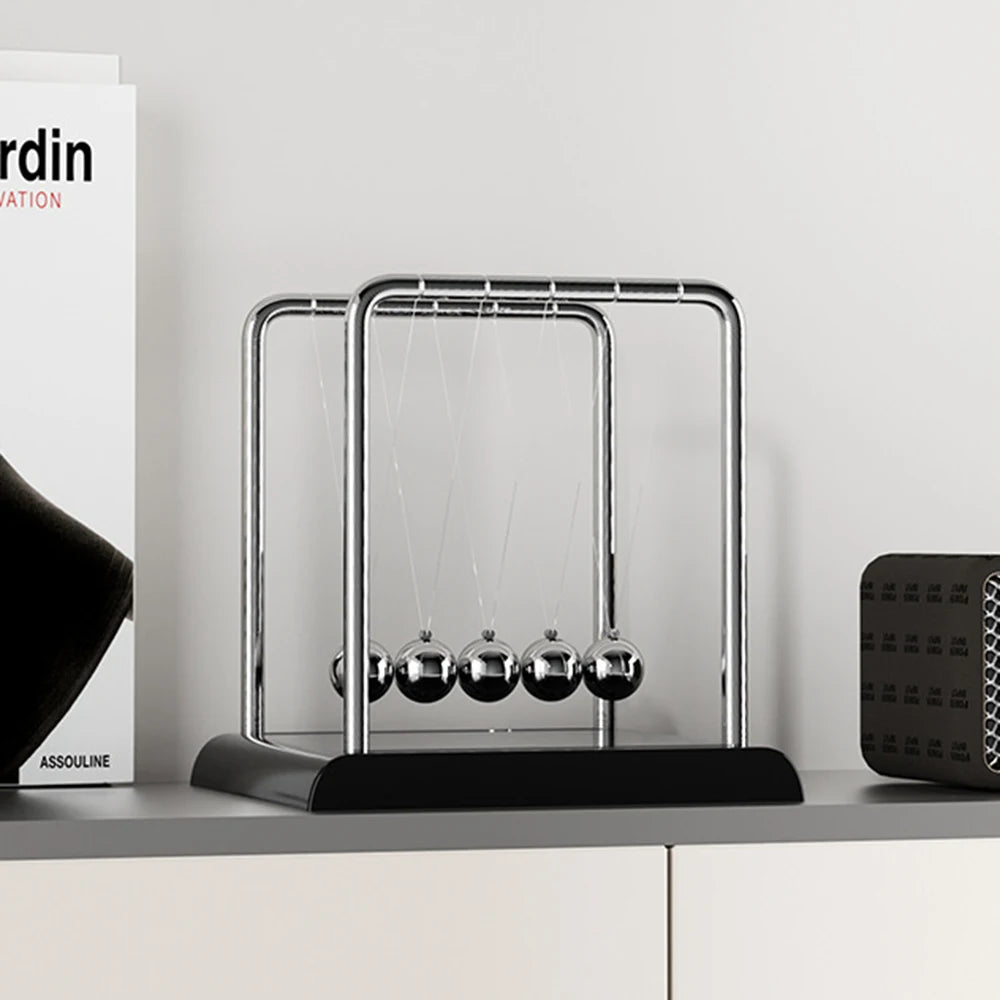 1PC Swinging Magnetic Ball Perpetual Motion Desk Toy Physics Science Desk Fun Toy Swinging Kinetic Balls for Office Decor Gift